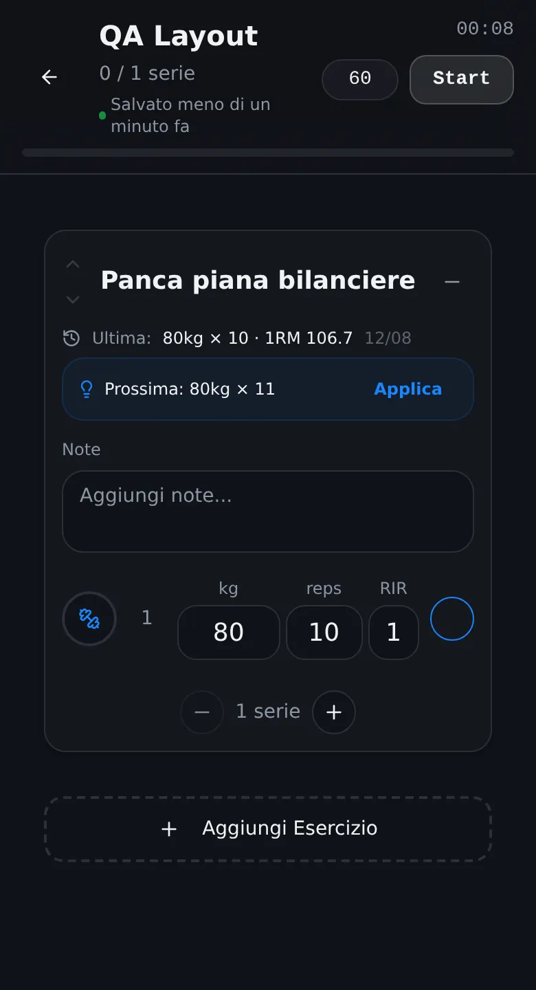 GymLog in tema scuro: schermata di workout con suggerimento della prossima serie e campi kg, ripetizioni, RIR.